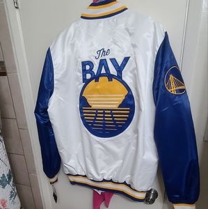 I'm selling a large golden state warriors starter jackets. Never been worn.